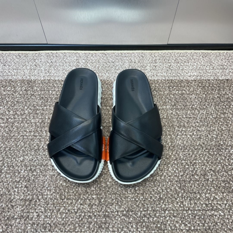 H**mes slippers